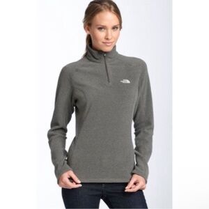 The North Face Glacier 1/4 Zip Fleece Grey Quarter Long Sleeve Sweatshirt